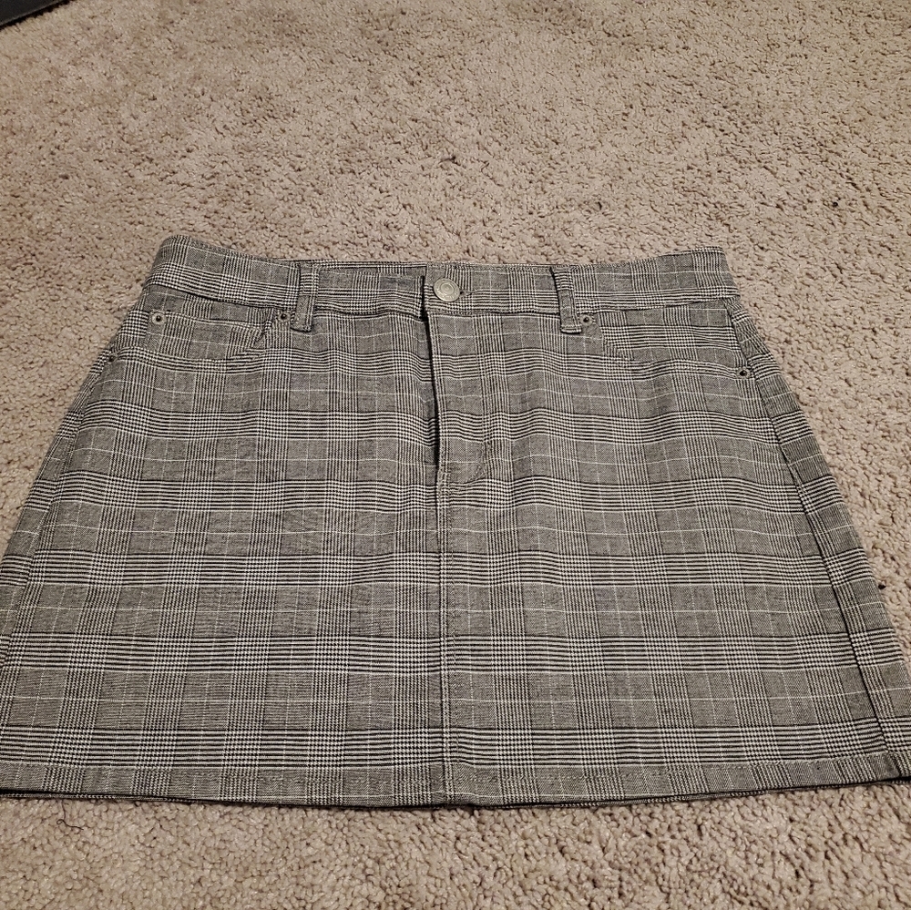 American Eagle Classic Gray Plaid Women's High Rise Mini Skirt Size 10
